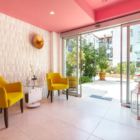 Apartmán 102 *